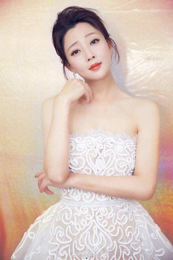 殷桃求婚最新爆料,甜蜜瞬间曝光！